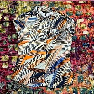 BCBG Maxazria retro style blouse. Size small.
